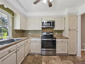 979 S Granby Way, Aurora CO 80012