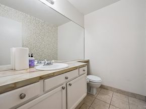 979 S Granby Way, Aurora CO 80012