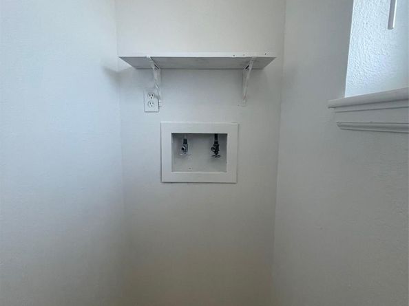 Undisclosed Address #3907197, Aurora CO 80013