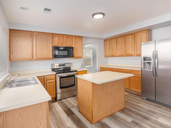 20715 E 39th Avenue, Denver CO 80249