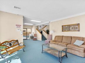 2301 E Fremont Avenue Y06, Centennial CO 80122