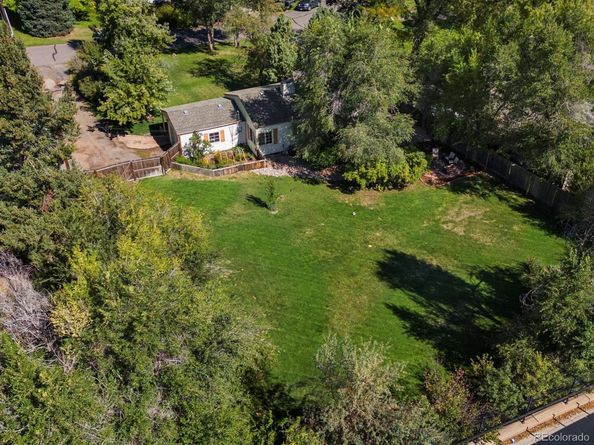16 Lakewood Heights Drive, Lakewood CO 80215