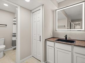 Undisclosed Address #7339149, Aurora CO 80011