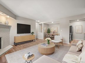 Undisclosed Address #7339149, Aurora CO 80011
