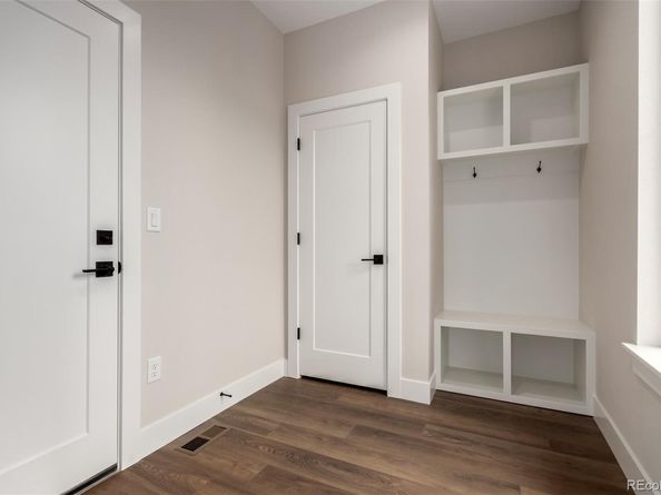 Undisclosed Address #7961049, Longmont CO 80503