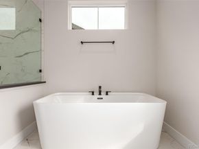 Undisclosed Address #7961049, Longmont CO 80503