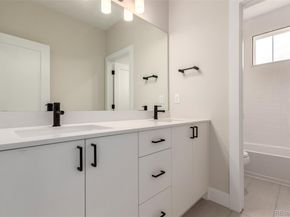 Undisclosed Address #7961049, Longmont CO 80503