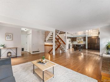 8002 Field Court