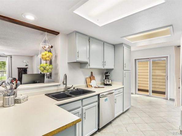 1701 S Pitkin Street, Aurora CO 80017