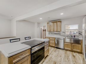 1147 S Kendall Court, Lakewood CO 80232