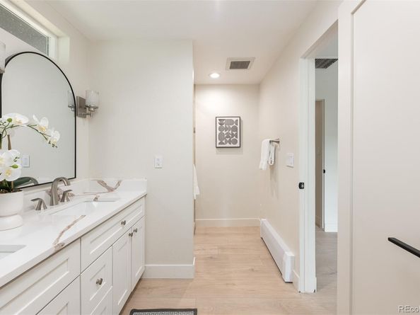 Undisclosed Address #4839838, Denver CO 80237
