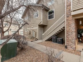 18242 E Flora Place B, Aurora CO 80013