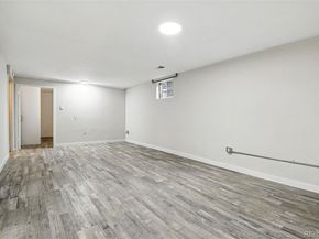 6948 W 70th Avenue, Arvada CO 80003