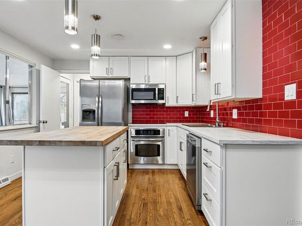 6948 W 70th Avenue, Arvada CO 80003