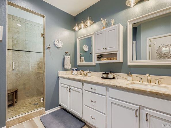 19601 E 53rd Avenue, Denver CO 80249