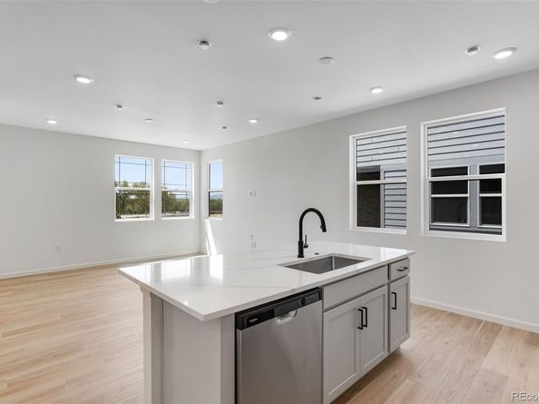 1422 Hudson Place, Longmont CO 80501