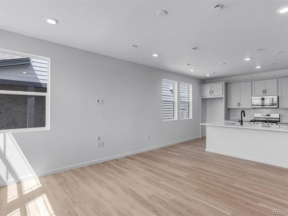 1422 Hudson Place, Longmont CO 80501