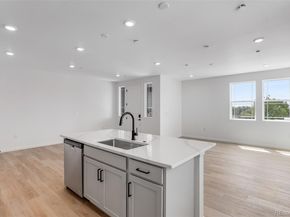 1422 Hudson Place, Longmont CO 80501