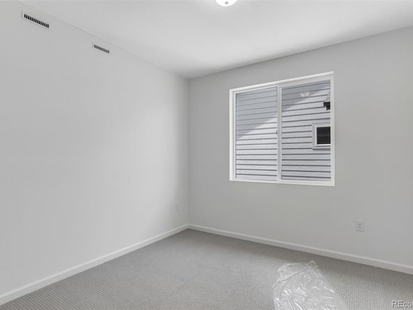 1422 Hudson Place, Longmont CO 80501