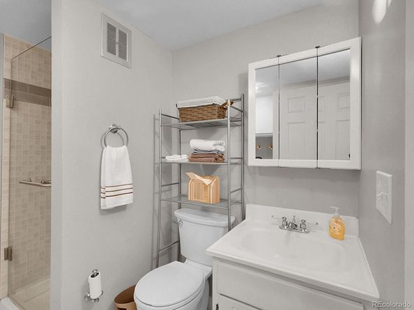 6832 S High Street, Centennial CO 80122
