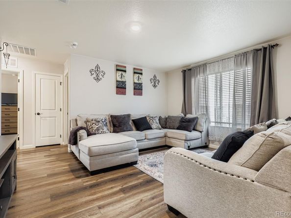 8894 Ventura Court, Commerce City CO 80022