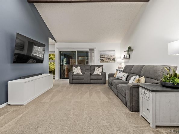 3532 S Hillcrest Drive 4, Denver CO 80237