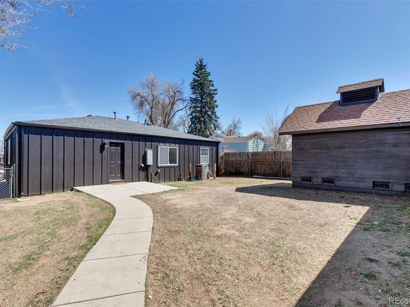 Undisclosed Address #4098168, Denver CO 80220