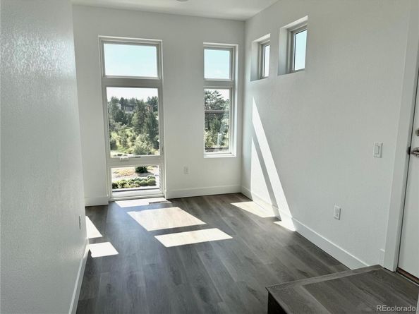 6959 E Lowry Boulevard, Denver CO 80230
