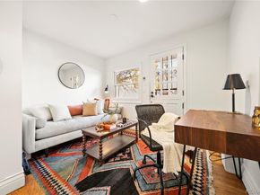 4949 E 6th Avenue Parkway, Denver CO 80220