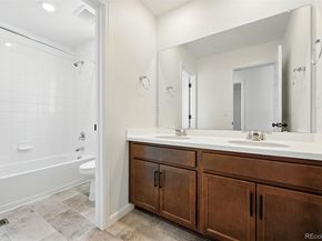 3297 N Duquesne Way, Aurora CO 80019