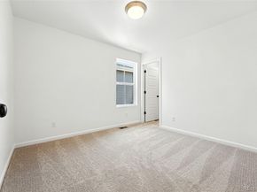 3297 N Duquesne Way, Aurora CO 80019