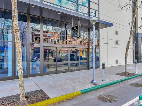 88 East San Fernando Street 2103, San Jose CA 95113