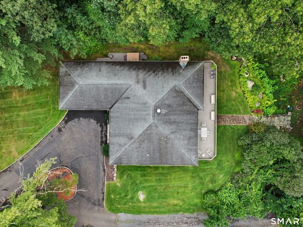 148-B Putnam Park Road, Bethel CT 06801