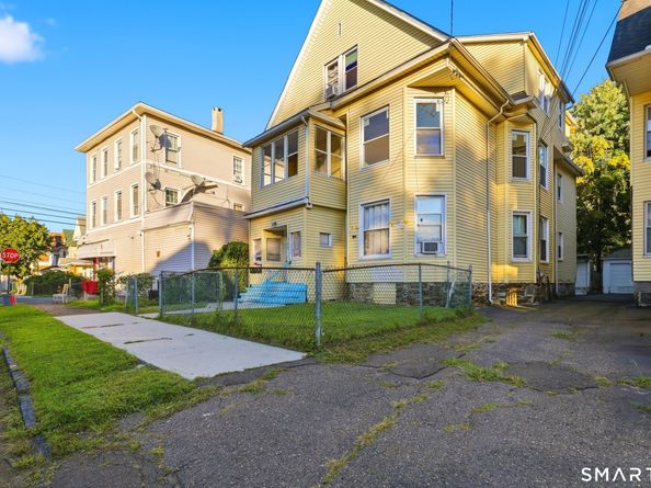 797-799 Beechwood Avenue, Bridgeport CT 06605