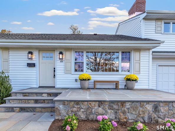 49 Sunrise Avenue, Trumbull CT 06611
