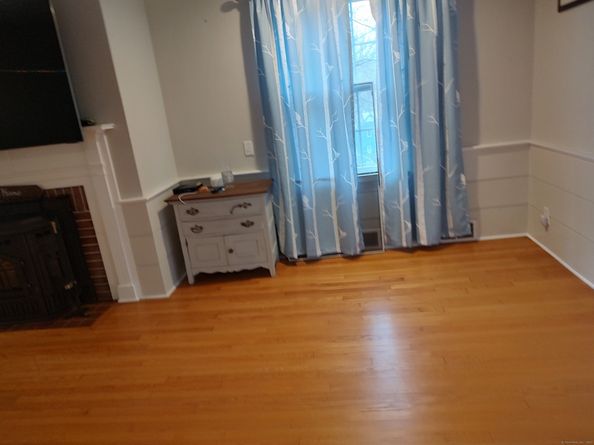 145 River Valley Road, Stratford CT 06614
