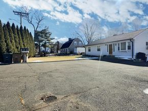 56 Bradley Place, Stamford CT 06905