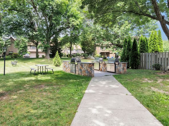 535 Narraganset Lane B, Stratford CT 06614