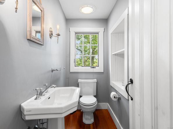 45 Lake Drive S, New Fairfield CT 06812