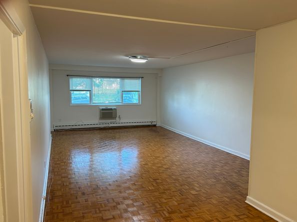 25 Cartright Street 1E, Bridgeport CT 06604