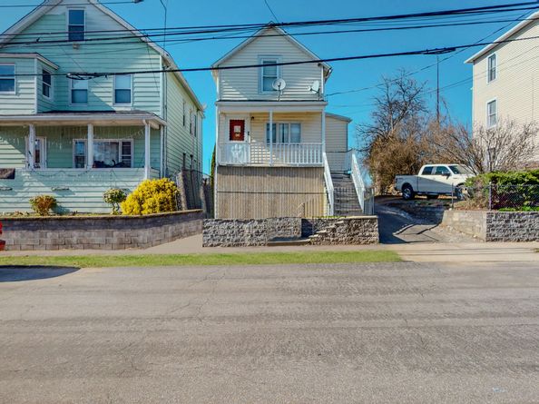96 Davis Avenue, Bridgeport CT 06605