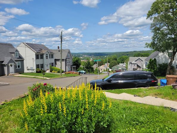 26 King Street, Shelton CT 06484