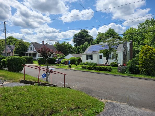 26 King Street, Shelton CT 06484