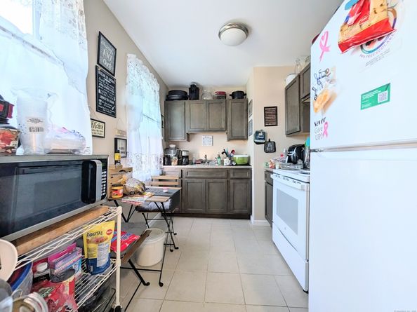 901 William Street APT D, Bridgeport CT 06608