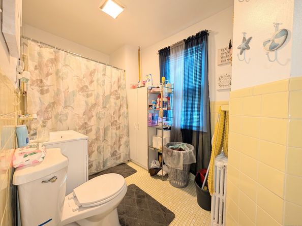 901 William Street APT D, Bridgeport CT 06608