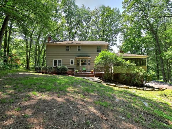 31 Country Ridge Drive, Monroe CT 06468