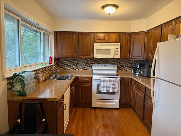 333 Vincellette Street 109, Bridgeport CT 06606