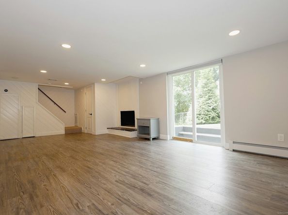 3743 Park Avenue, Fairfield CT 06825