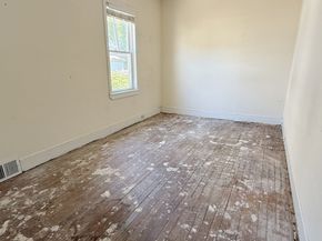 202 Goddard Avenue, Bridgeport CT 06610