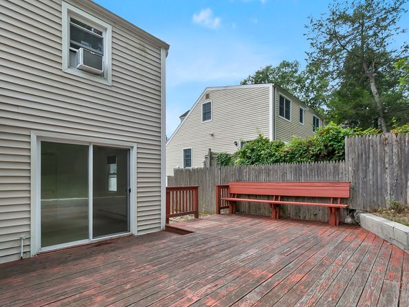 28 Winter Street, Stamford CT 06905